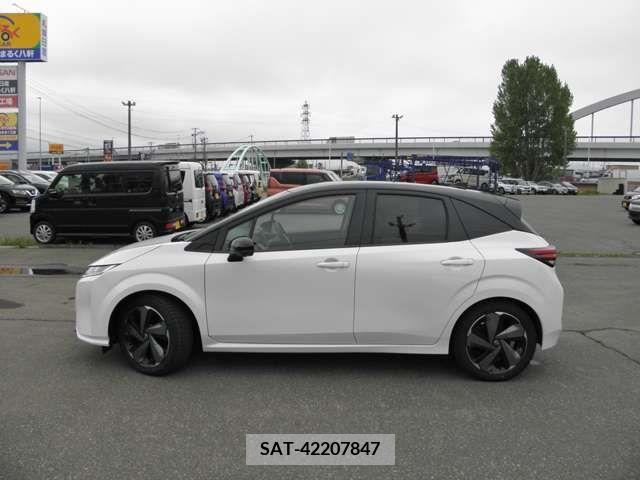 Nissan AURA 2023-09 261518-4
