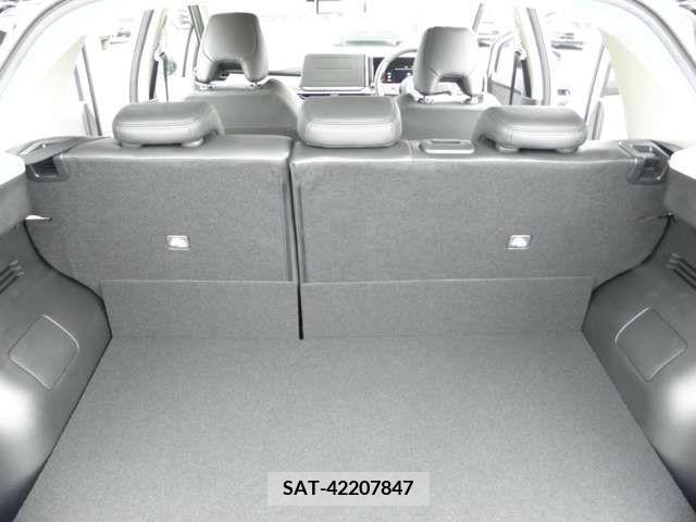 Nissan AURA 2023-09 261518-19