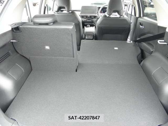 Nissan AURA 2023-09 261518-18