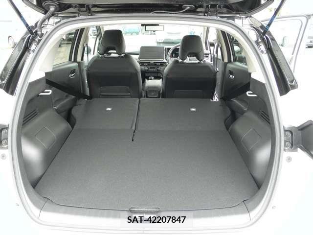 Nissan AURA 2023-09 261518-17