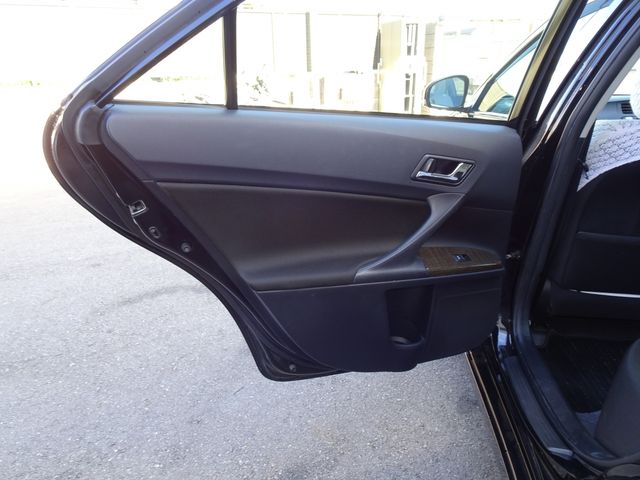 Toyota MARK X 2012-12 18310-27