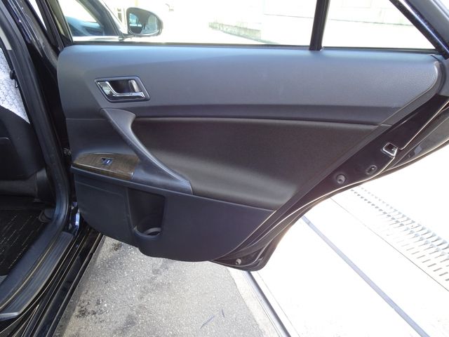 Toyota MARK X 2012-12 18310-25