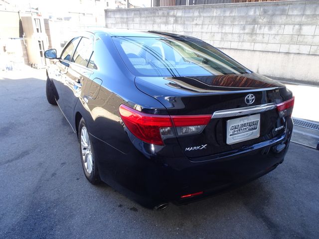 Toyota MARK X 2012-12 18310-2