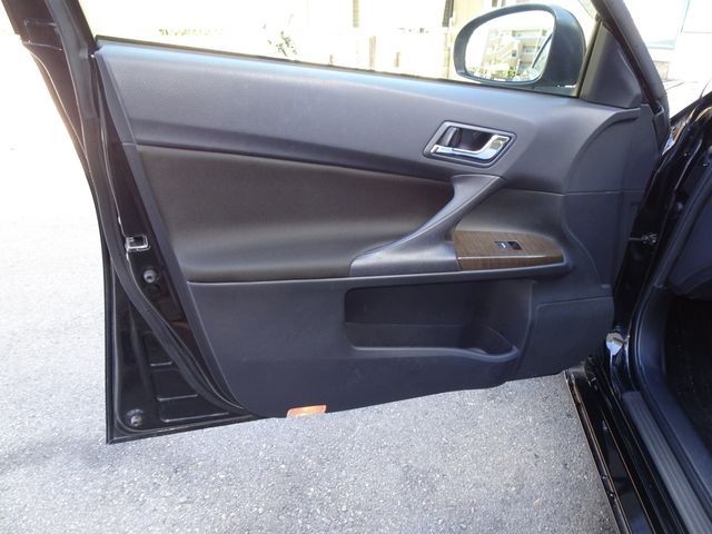 Toyota MARK X 2012-12 18310-26