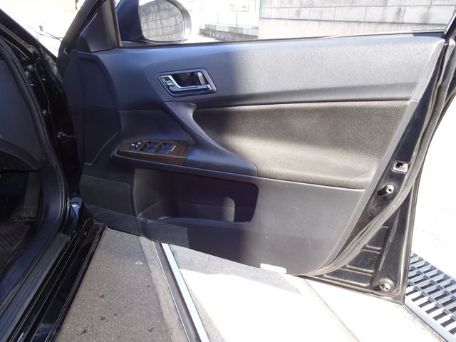 Toyota MARK X 2012-12 18310-24
