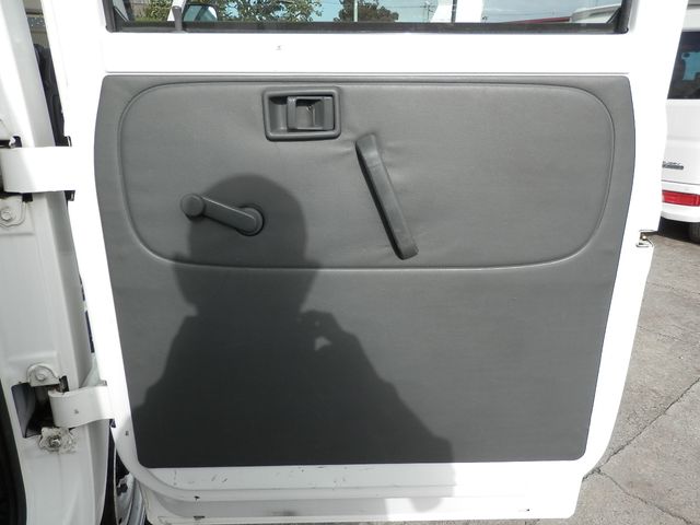 Nissan ATLAS 2003-09 8579-23