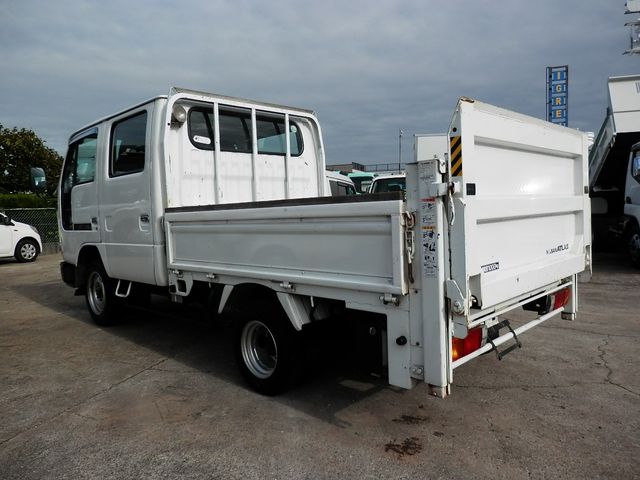 Nissan ATLAS 2003-09 8579-3
