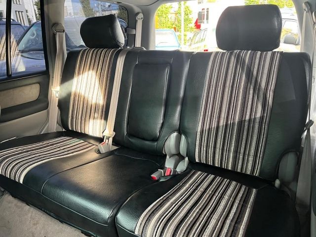 Toyota LAND CRUISER 2005-06 12082-9