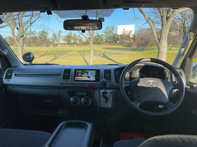 Toyota HIACE VAN 2012-05 186339-7