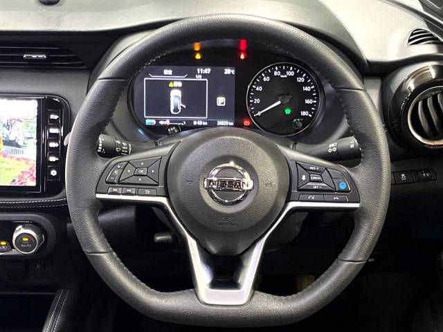 Nissan KICKS 2021-09 11404-11