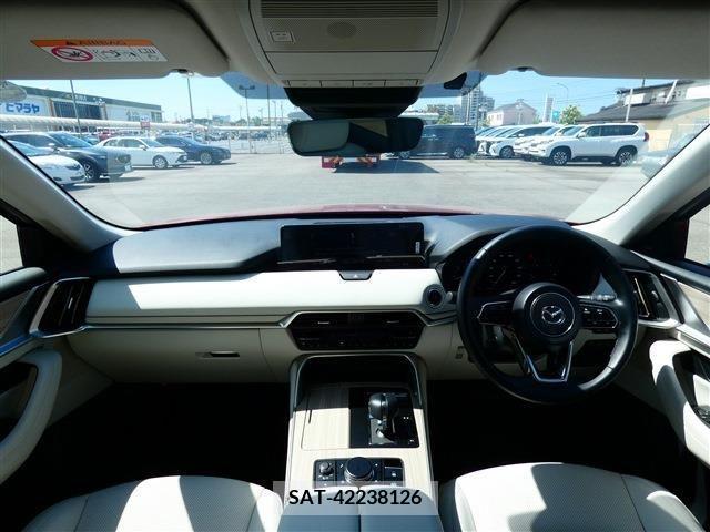 Mazda CX-60 2022-09 351638-4