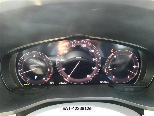 Mazda CX-60 2022-09 351638-14