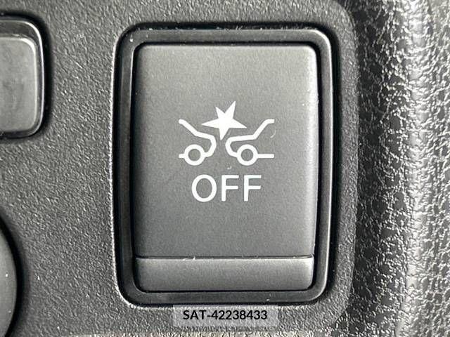 Nissan NOTE 2017-05 350184-4