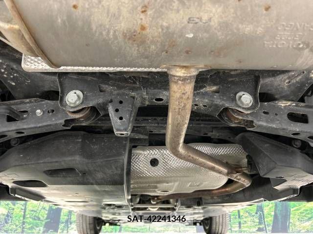 Toyota C-HR 2019-03 211173-18