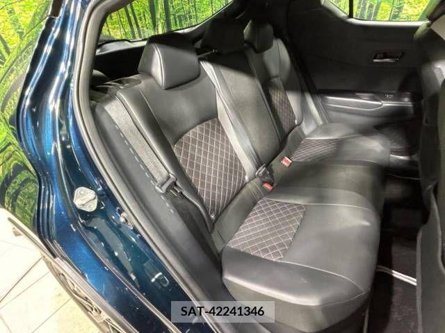 Toyota C-HR 2019-03 211173-8