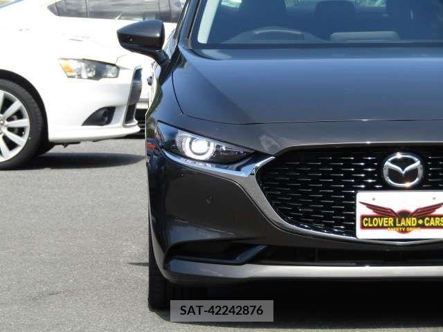 Mazda MAZDA3 2021-05 276435-4