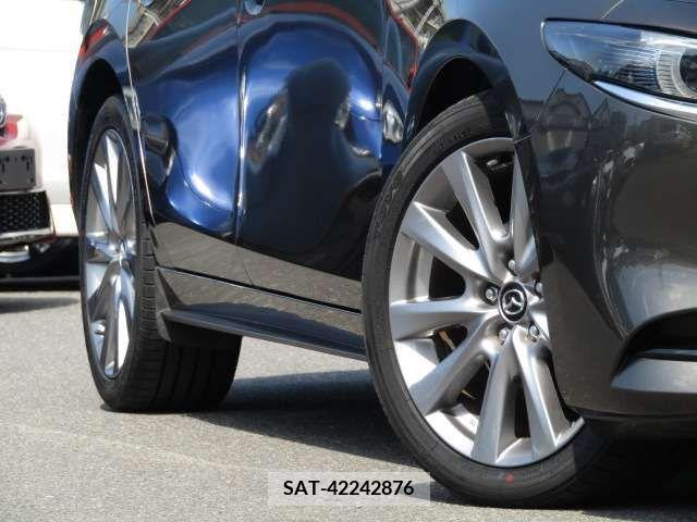 Mazda MAZDA3 2021-05 276435-7