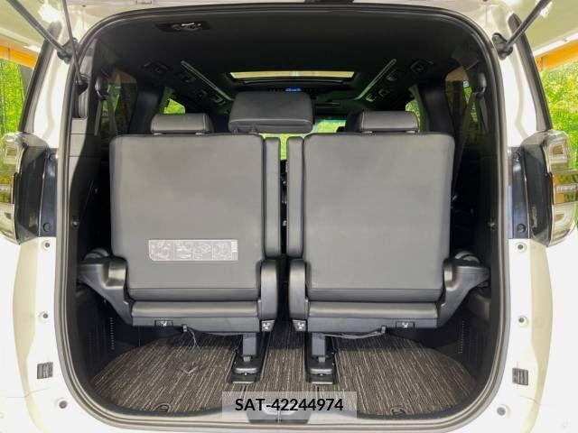 Toyota VELLFIRE 2021-06 345744-11