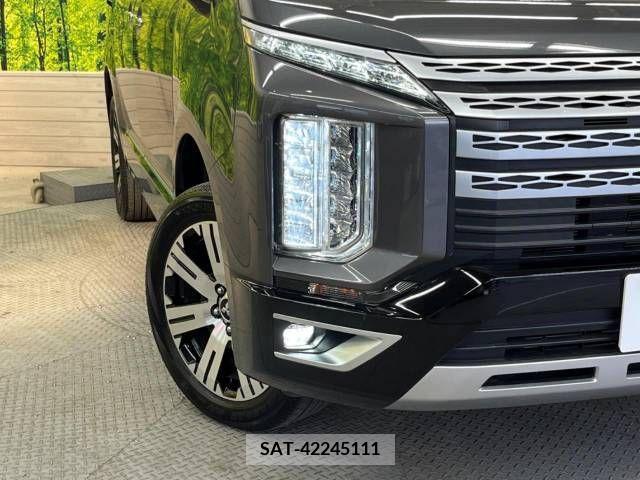 Mitsubishi DELICA D5 2021-08 383029-13