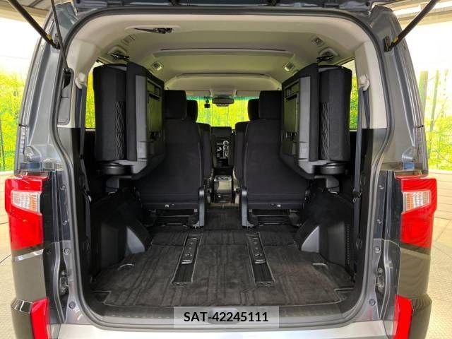 Mitsubishi DELICA D5 2021-08 383029-11