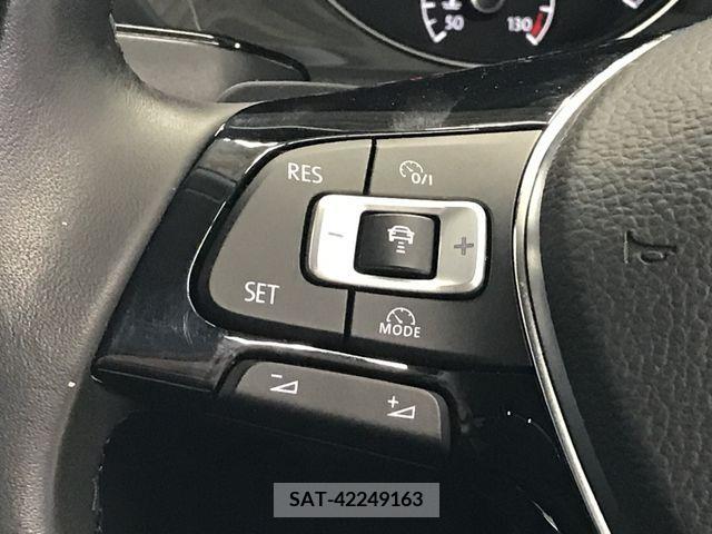 VolksWagen GOLF 2017-11 244533-16