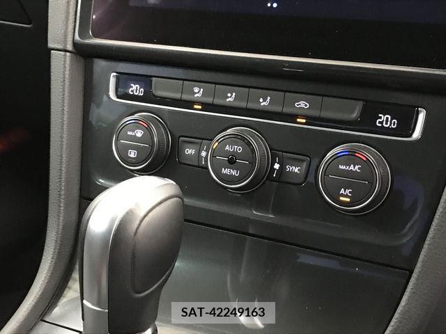 VolksWagen GOLF 2017-11 244533-18