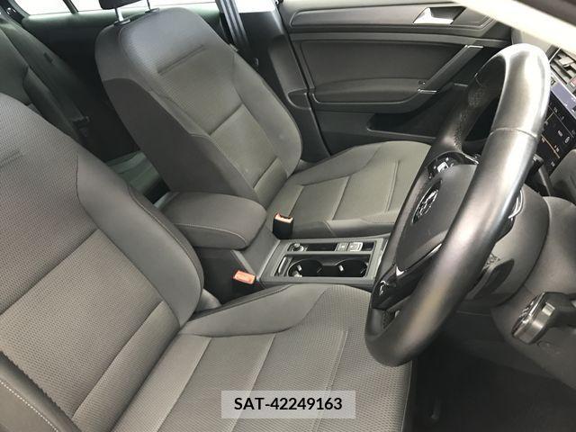 VolksWagen GOLF 2017-11 244533-5