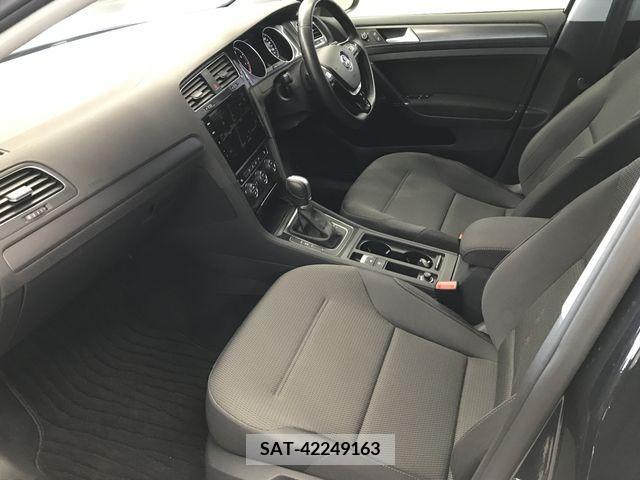 VolksWagen GOLF 2017-11 244533-6