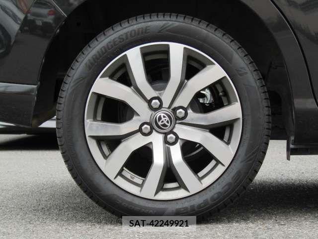 Toyota TANK 2017-09 329605-6