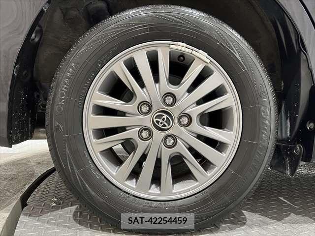 Toyota ESQUIRE 2015-06 347561-28