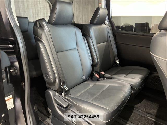 Toyota ESQUIRE 2015-06 347561-7