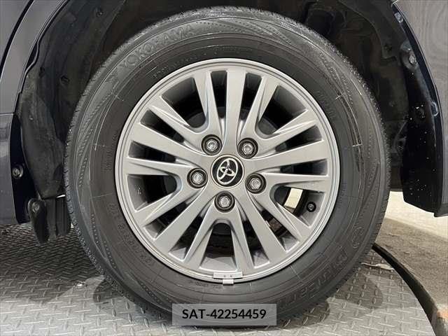 Toyota ESQUIRE 2015-06 347561-27