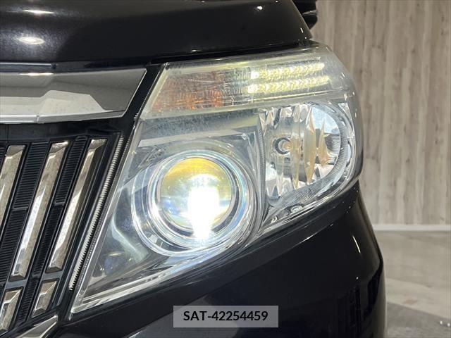 Toyota ESQUIRE 2015-06 347561-11