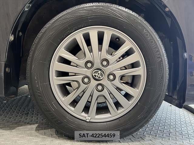 Toyota ESQUIRE 2015-06 347561-29