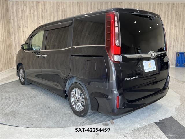 Toyota ESQUIRE 2015-06 347561-19