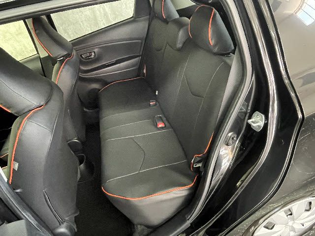 Toyota VITZ 2015-05 24883-18