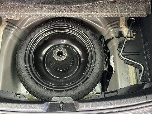 Toyota VITZ 2015-05 24883-24