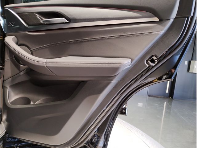 Bmw X3 2022-02 181730-29
