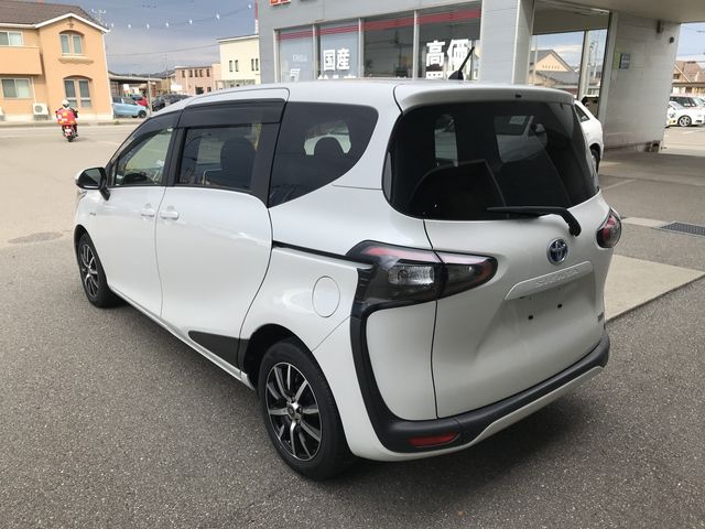 Toyota SIENTA 2016-05 17093-2