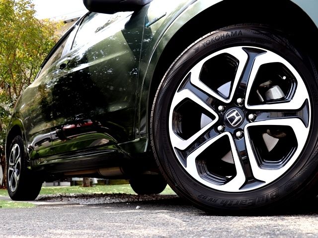Honda VEZEL 2014-03 1422-12