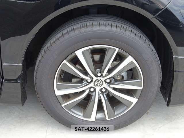 Toyota HARRIER 2022-04 352246-15