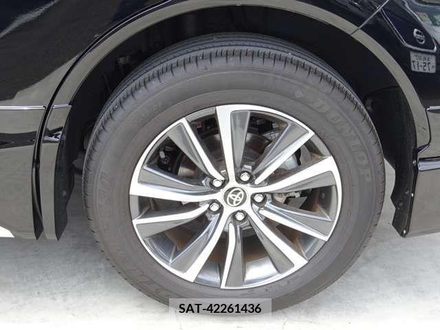 Toyota HARRIER 2022-04 352246-13