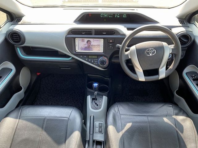 Toyota AQUA 2012-11 15262-9