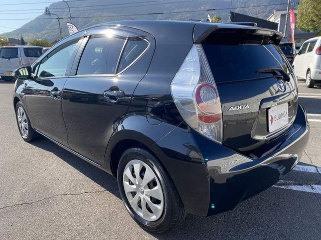 Toyota AQUA 2012-11 15262-5