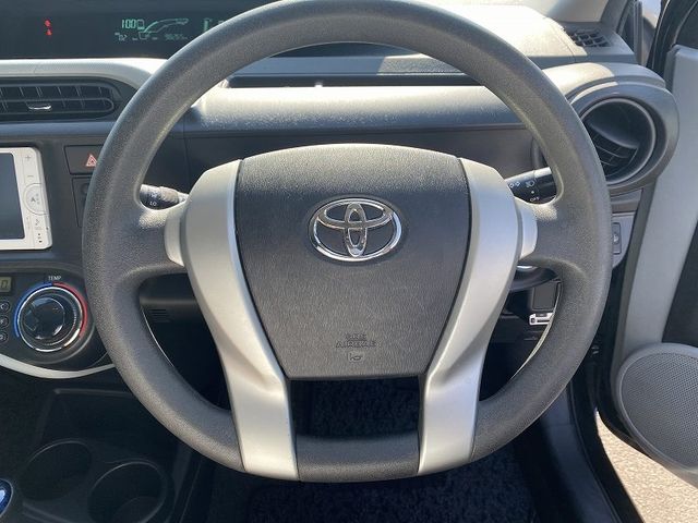 Toyota AQUA 2012-11 15262-21