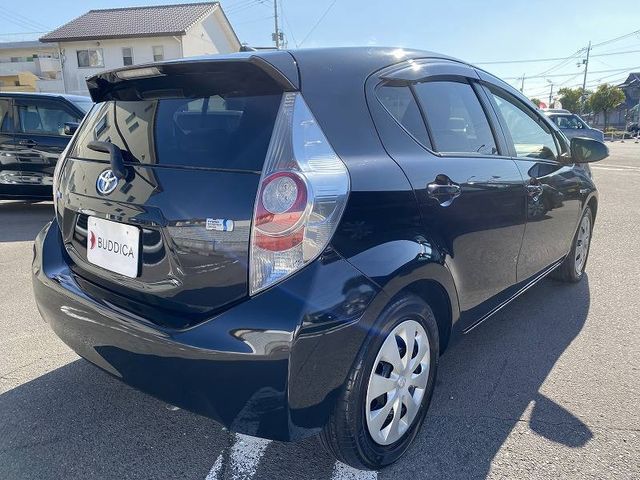 Toyota AQUA 2012-11 15262-7