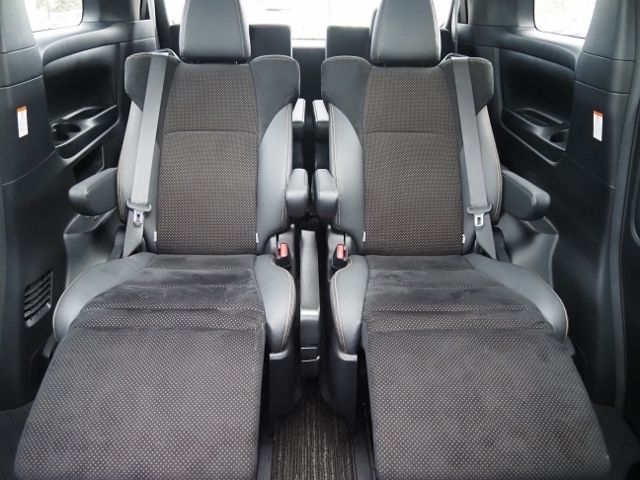 Toyota VELLFIRE 2021-10 15757-12