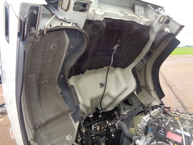 Mitsubishi CANTER 2017-02 8314-24