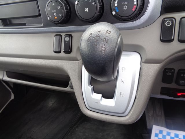Mitsubishi CANTER 2017-02 8314-11