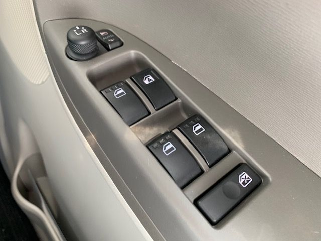 Daihatsu TANTO 2018-11 19396-25